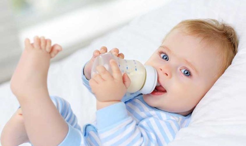 Cách chọn sữa cho trẻ sơ sinh cực kỳ hữu ích, không nên bỏ qua! 
